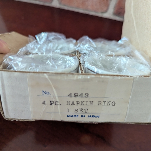 4 China Napkin Rings Rose Pattern Silver Trim - Picture 3 of 5